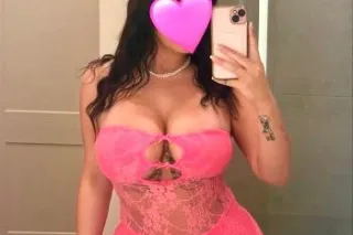 SEXY GIRL AVAILABLE FOR GOOD SEX AND PLEASURE MOMENT 🫦 - Image 2